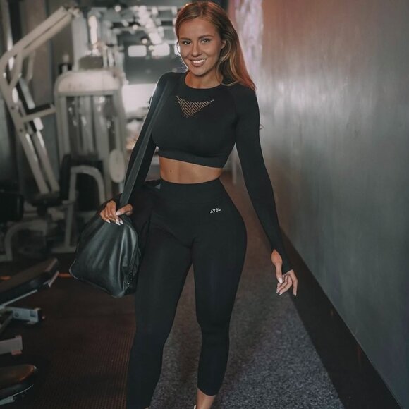AYBL Motion Seamless Set  Leggings and Long Sleeve Crop Top - BLK - Picture 1 of 5